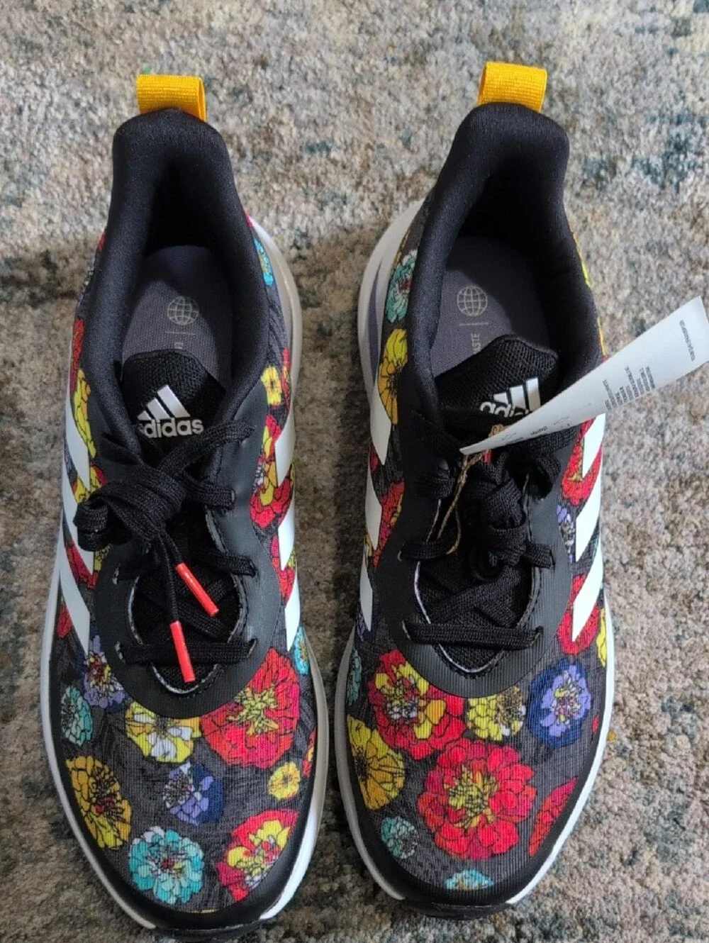 NWT Adidas FortaRun K Floral Print Sneakers Size 7Y (US Women’s 7.5) GZ6007​